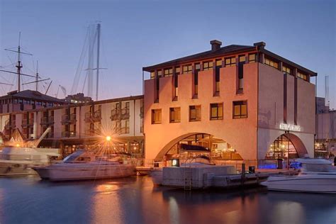 Hotel NH Collection Genova Marina .